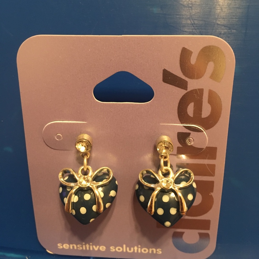 Poke a dot Heart Studded Earrings!